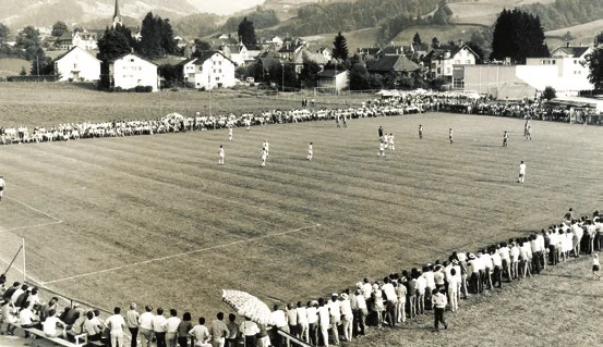 2’000 Zuschauer verfolgten das Eröffnungsspiel.